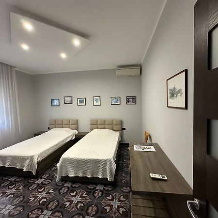 Royal Aparthotel Vlore Ngoại thất bức ảnh