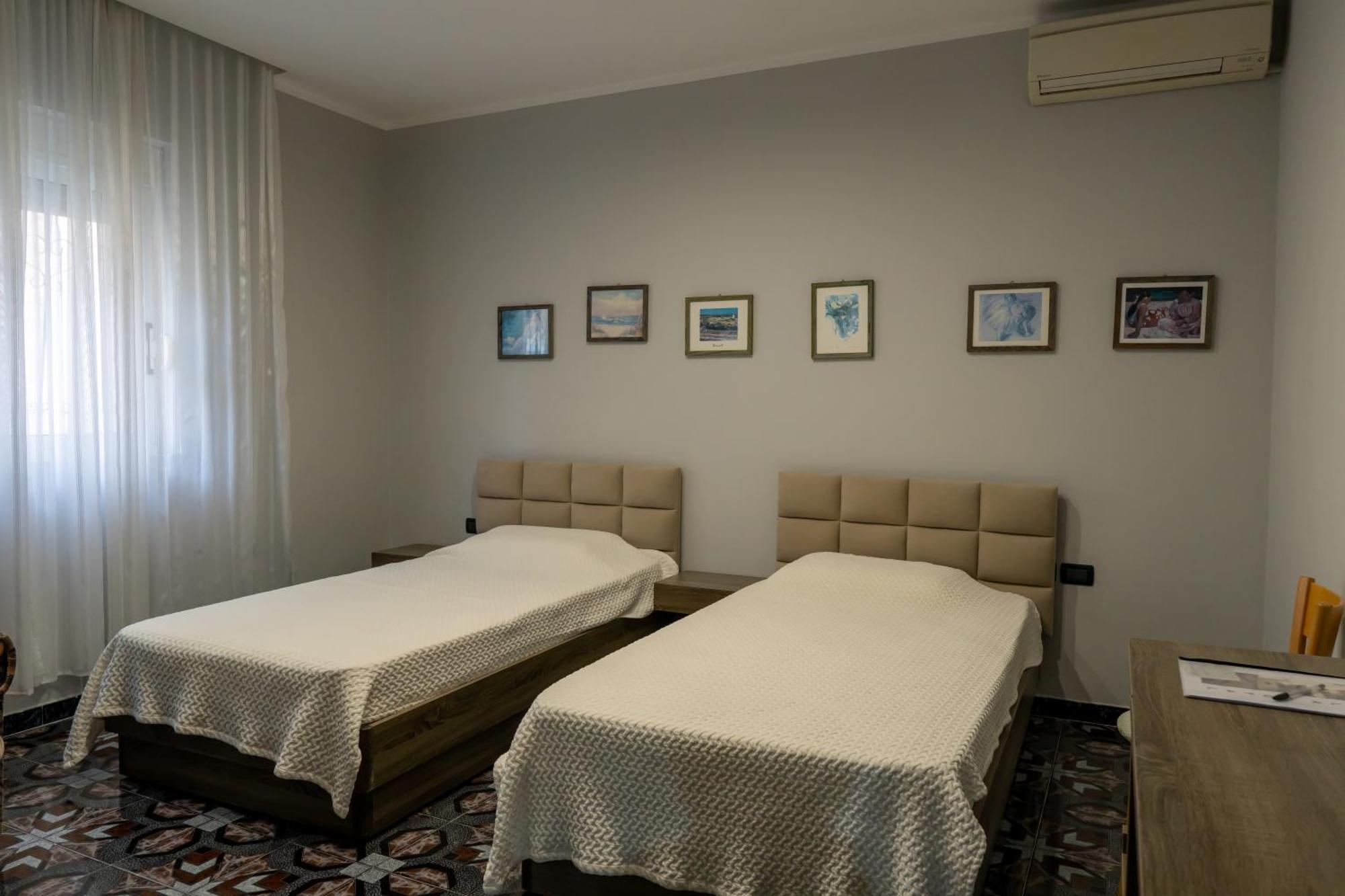 Royal Aparthotel Vlore Ngoại thất bức ảnh