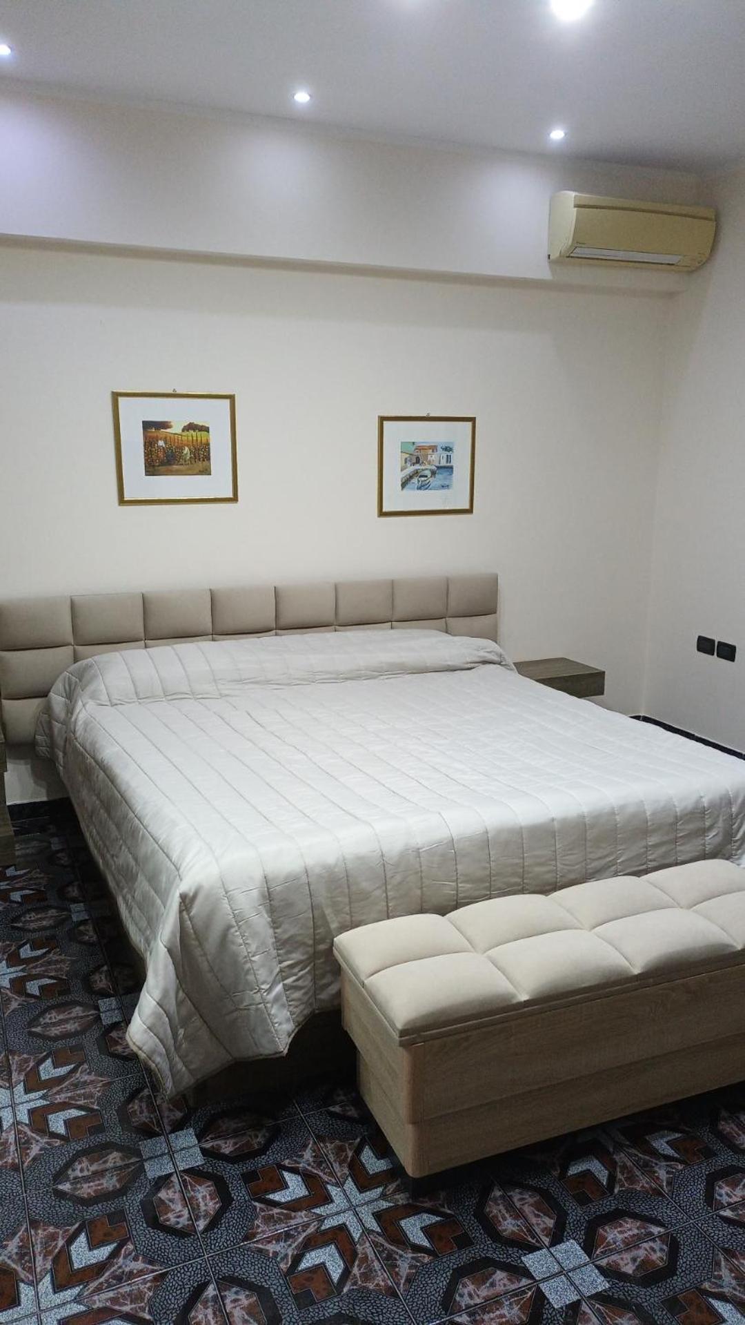 Royal Aparthotel Vlore Ngoại thất bức ảnh